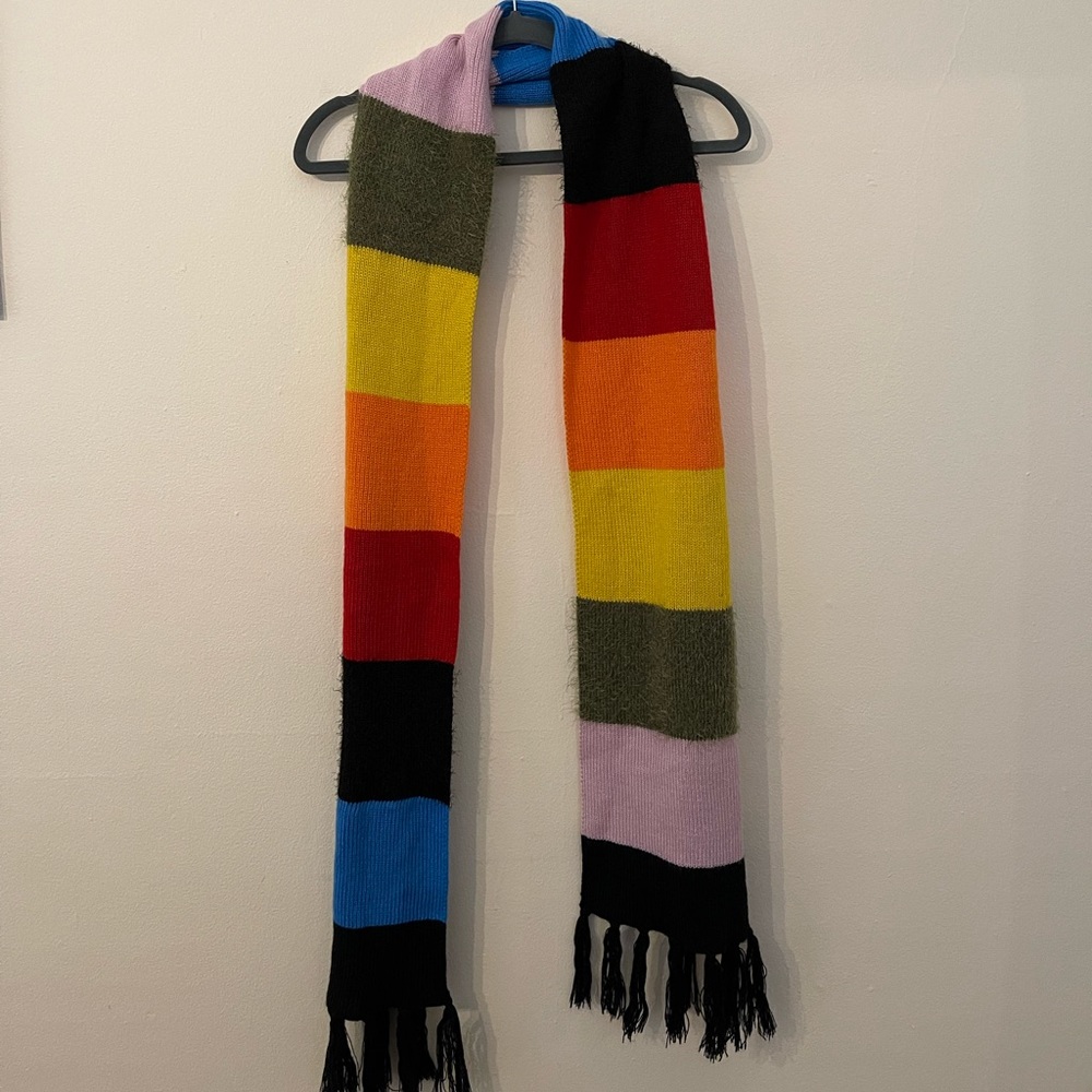 Beautiful scarf in multiple colors